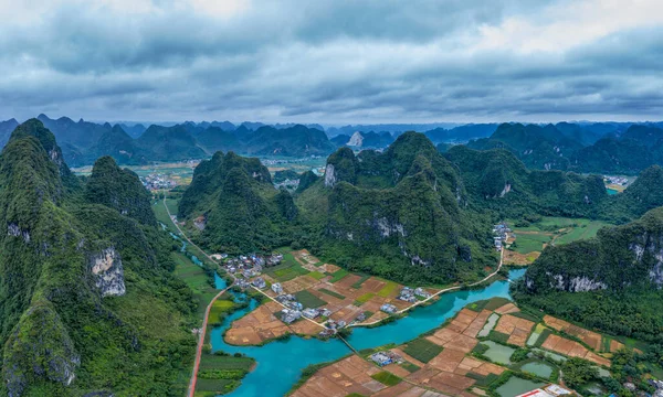 Die Landschaft Des County Hechi City Guangxi China Ist Ein — Stockfoto