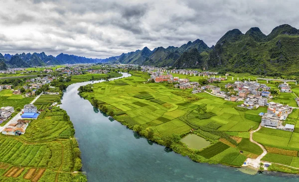 Maisema County Hechi City Guangxi Kiina Maailmanluokan Luola Sukellus Paratiisi — kuvapankkivalokuva