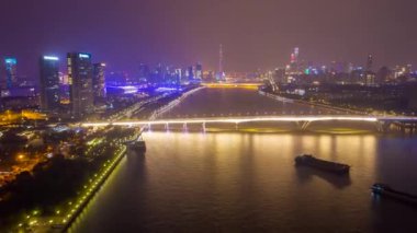 Guangzhou 'nun 2019-20 yıllarındaki modern şehir manzarasının gecikmiş hava fotoğrafları arasında köprüler, rıhtımlar ve binalar da yer alıyor..