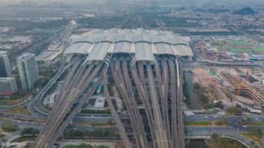 Guangzhou 'nun 2019-20 yıllarındaki modern şehir manzarasının gecikmiş hava fotoğrafları arasında köprüler, rıhtımlar ve binalar da yer alıyor..