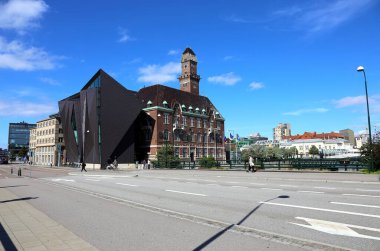 Malmö, İsveçli. 16 Ağustos 2023: Malmö Şehri şehir manzarası ve ufuk çizgisi, İsveç.