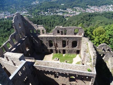 Ebersteinburg harabesi Kara Orman 'da yukarıdan