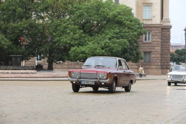 Sofya, Bulgaristan - 17 Eylül 2023: Bulgaristan 'ın başkenti Sofya' da sonbahar retro otomobil salonu