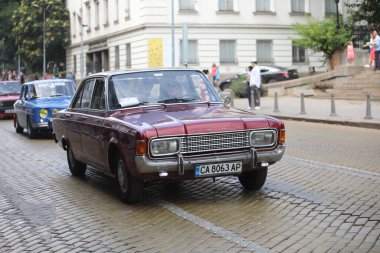 Sofya, Bulgaristan - 17 Eylül 2023: Bulgaristan 'ın başkenti Sofya' da sonbahar retro otomobil salonu