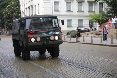 Sofya, Bulgaristan - 17 Eylül 2023: Bulgaristan 'ın başkenti Sofya' da sonbahar retro otomobil salonu