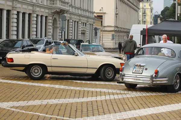 保加利亚索菲亚 2023年9月17日 保加利亚首都索菲亚市中心的秋季复古汽车沙龙 — 图库照片