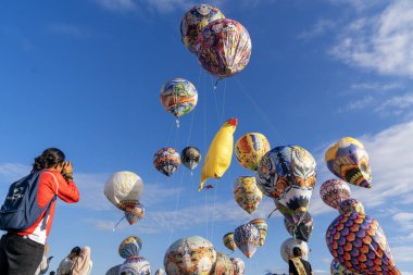 Wonosobo, 2 Nisan 2025. Sıcak Hava Balon Kültür Festivali