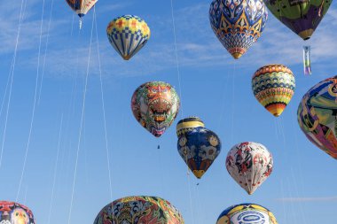 Wonosobo, 2 Nisan 2025. Sıcak Hava Balon Kültür Festivali