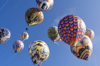 Wonosobo, 2 Nisan 2025. Sıcak Hava Balon Kültür Festivali