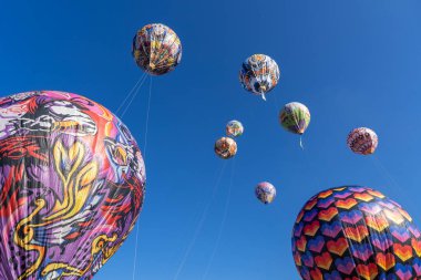 Wonosobo, 2 Nisan 2025. Sıcak Hava Balon Kültür Festivali