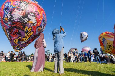 Wonosobo, 2 Nisan 2025. Sıcak Hava Balon Kültür Festivali