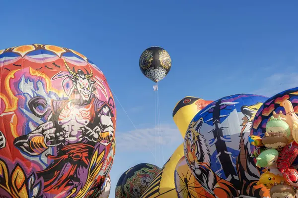 Wonosobo, 2 Nisan 2025. Sıcak Hava Balon Kültür Festivali