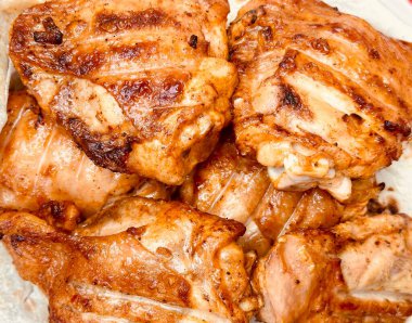 Izgara et, tavuk yakın. Yüksek kalite fotoğraf