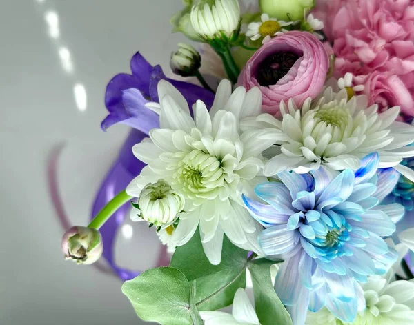 Bouquet Beautiful Flowers Light Blue Background Closeup High Quality Photo — Stock Photo, Image