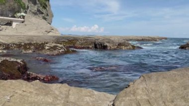 Enoshima 'da deniz manzaralı bir ada, Kamakura şehrinin yakınında yer alıyor.
