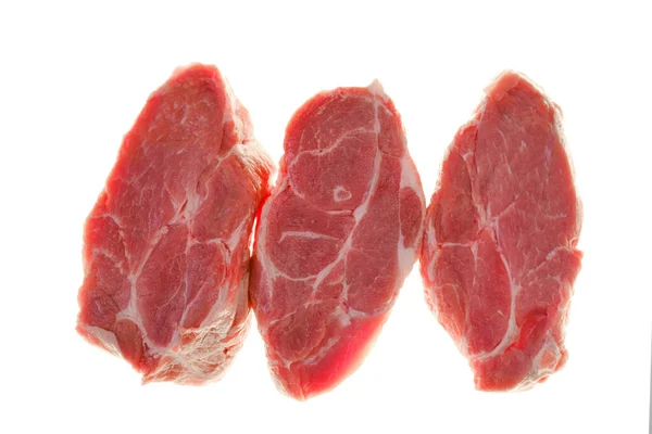 Darabolt Húsdarabok Közelről Sertéshús Friss Húsdarabok Fehér Háttérrel Hústermékek Farm — Stock Fotó