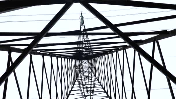 Πυλώνας Της Γραμμής Ηλεκτρικής Ενέργειας Εσωτερική Όψη Ισχύς Υψηλής Τάσης — Αρχείο Βίντεο
