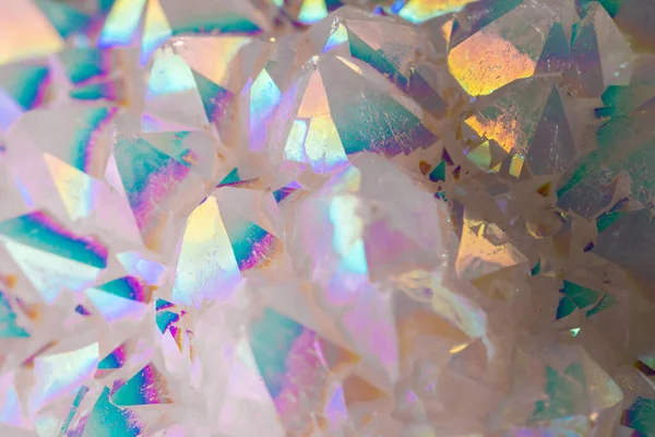 彩虹光环精神石榴石 水晶色彩艳丽的背景 矿物结构 钻研宝石和半宝石 — 图库照片
