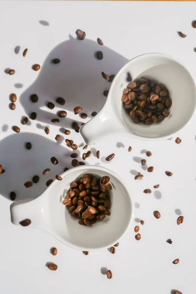 Coffee Levitation Coffee Mug White Cups Falling Coffee Beans Morning — Stock Photo, Image