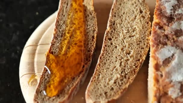 Miód Świeży Chleb Bułeczki Dżemem Wysokiej Jakości Materiał — Wideo stockowe