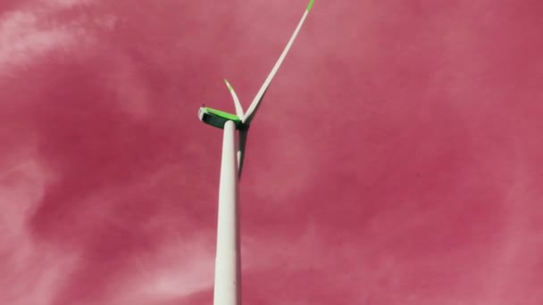 Wind Energy Dreams Generador Viento Nubes Rosadas Energía Eólica Través — Vídeo de stock