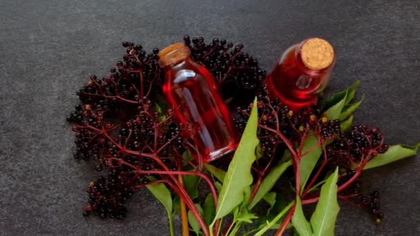Sirop Căpșuni Fructe Pădure Fond Ardezie Farmacie Naturală Remedii Homeopatice — Videoclip de stoc