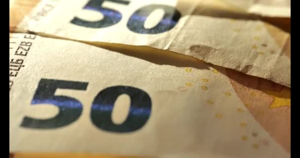 Euro Banknoten Verpacken Sich Aus Nächster Nähe Sonnenlicht Filmmaterial — Stockvideo
