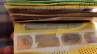 Avro parası. Avro parası. Avro banknotları. Avro banknotları. 4k görüntü