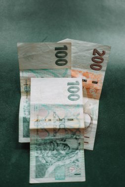 Çek Taçları banknotlar halinde. Çek Cumhuriyeti 'nin para birimi. Korun Money. Çek Cumhuriyeti 'nin para birimi Çek Korunasıdır..