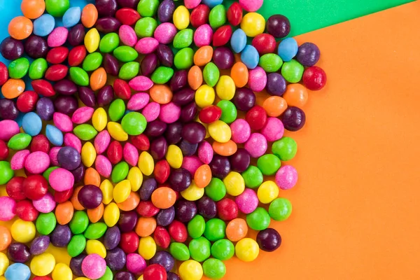 Skittles Caramelle Sul Tavolo Colorato Colorato Sfondo Caramelle Dolci Fotografia Stock