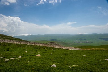 Abuli Dağı 'ndaki dağ manzarası, Goergia