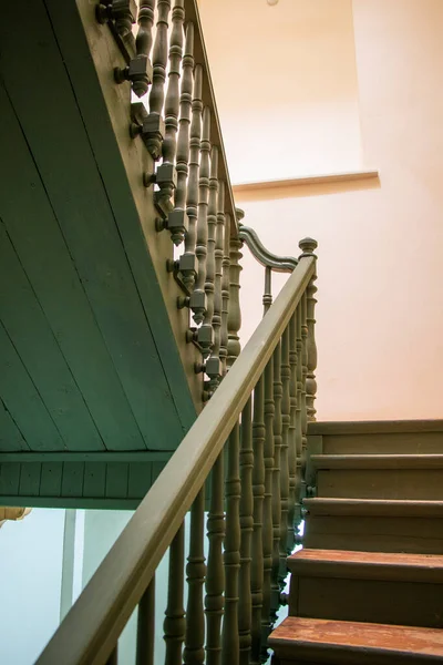 Eski kasaba merdiven manzaralı.