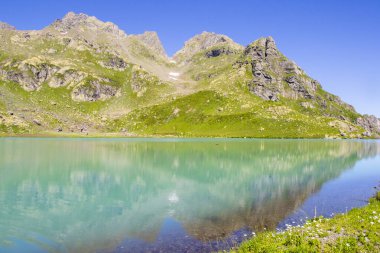 Svaneti, Gürcistan 'daki Okrotskali Gölü