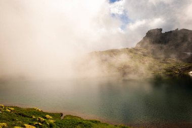Samegrelo, Georgia 'daki Toba-varchkhili Gölü.