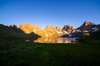 Samegrelo, Georgia 'daki Toba-varchkhili Gölü.
