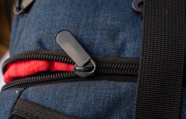 Eşyaları depolamak ve depolamak için zipbag teknolojisi.