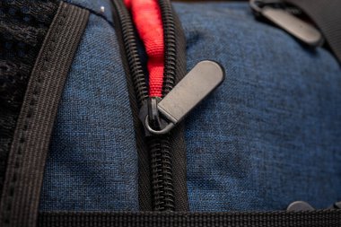 Eşyaları depolamak ve depolamak için zipbag teknolojisi.
