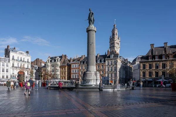 Novembre 2021 Lille France Grande Place Possède Une Architecture Flamande Image En Vente