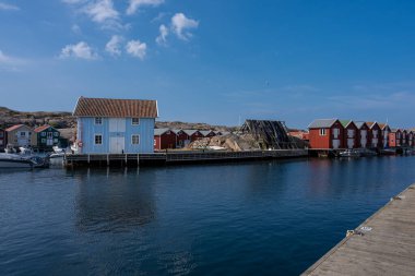 10 Eylül 2021 - İsveç 'in Smogen kenti: İsveç' in geleneksel batı kıyısı mimarisi kısa İskandinav yazı boyunca çok sayıda turisti cezbediyor