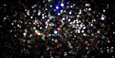 Galaksi Evreni 'nin yıldızlı arka planı parlayan kozmik parçacıklarla dolu. 3 Boyutlu resimleme.