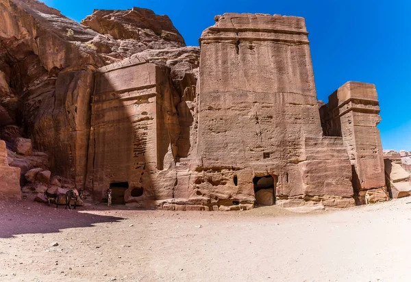 Widok Miejsca Pochówku Starożytnym Mieście Petra Jordania Okresie Letnim — Zdjęcie stockowe