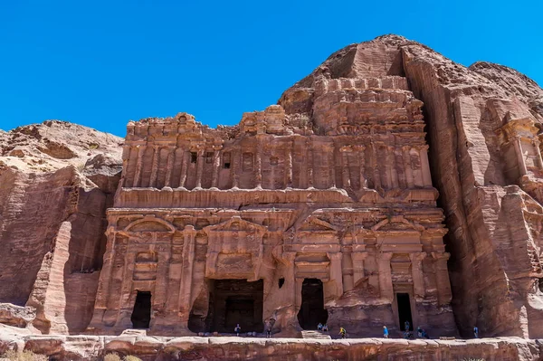 Uma Vista Perto Dos Túmulos Reais Antiga Cidade Petra Jordânia — Fotografia de Stock