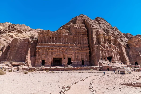 Una Vista Que Acerca Las Tumbas Reales Antigua Ciudad Petra —  Fotos de Stock