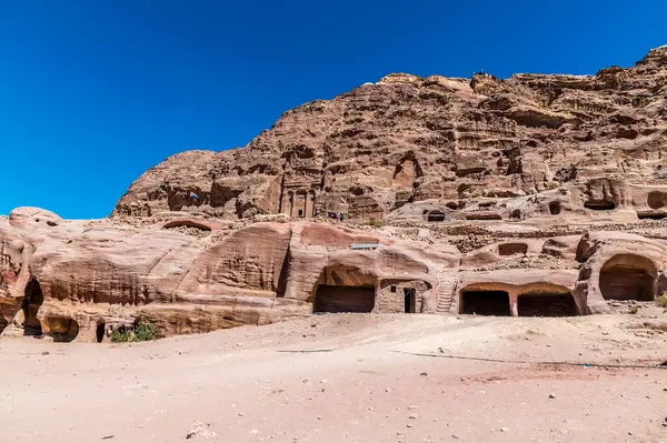 Uitzicht Vanaf Hoofdweg Naar Koninklijke Graven Oude Stad Petra Jordanië — Stockfoto