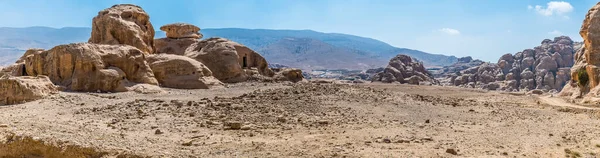 Πανόραμα Στην Είσοδο Του Φαραγγιού Στη Μικρή Πέτρα Της Ιορδανίας — Φωτογραφία Αρχείου