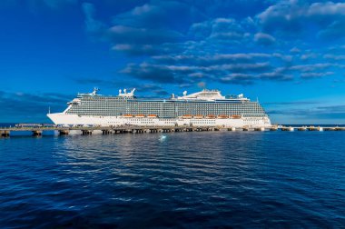 A view across the cruise ship dock at Cozumel, Mexico on a sunny day