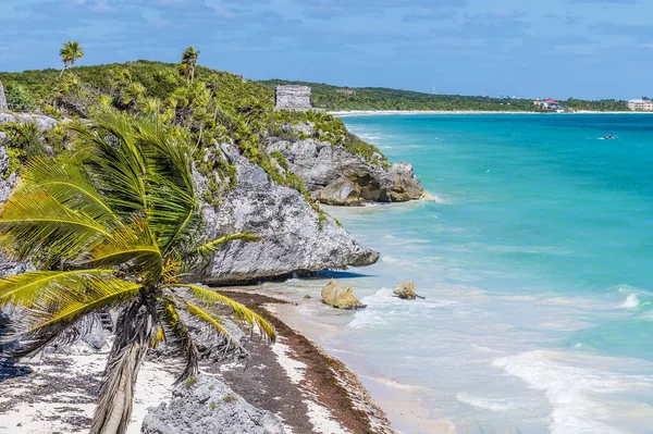 View Cliffs Rocky Shoreline Mayan Settlement Tulum Mexico Sunny Day — Stock Photo, Image