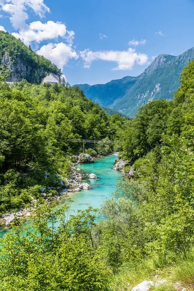 Uma Vista Longo Rio Soca Nos Arredores Kobarid Eslovênia Verão — Fotografia de Stock