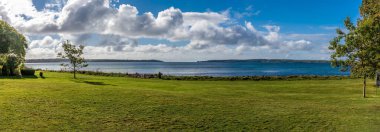 Sonbaharda Kanada 'da, Prens Edward Adası, Charlottetown' daki Victoria Park 'ın karşısındaki koyun manzarası.