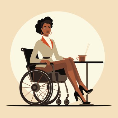 Tekerlekli sandalyedeki kendine güvenen bir kadın kahve fincanıyla masada oturuyor..